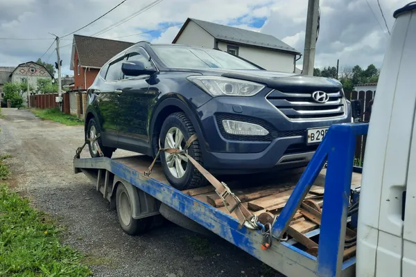 Hyundai Santa Fe 2013 — выкупленный автомобиль
